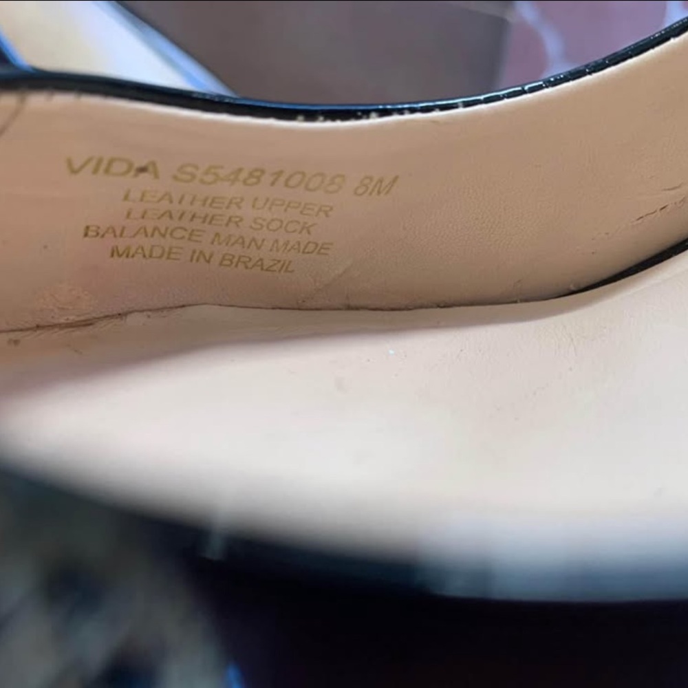 Kate Spade Black Patent Leather Heels size 8 - Picture 7 of 14